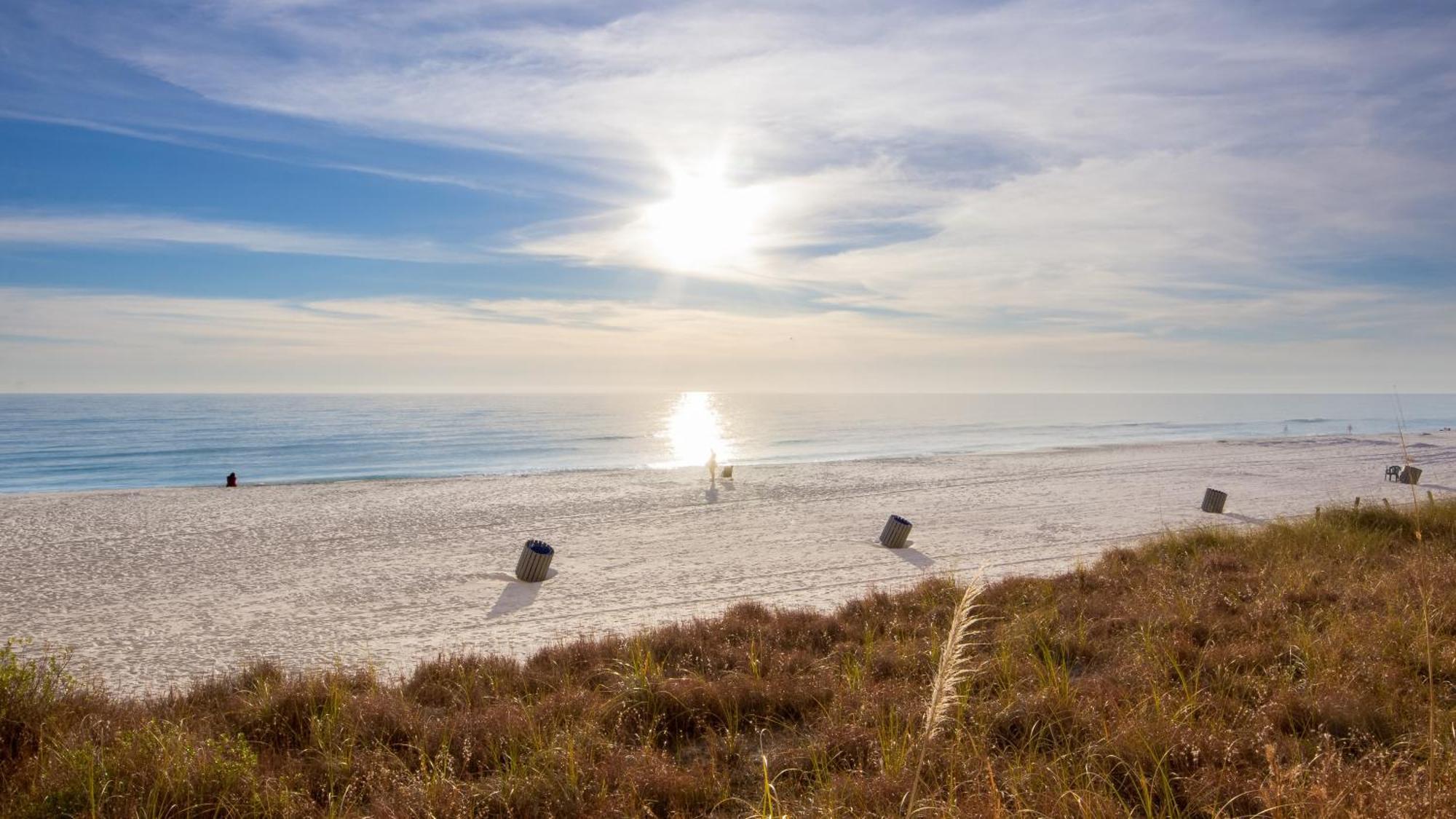 Tidewater Escape: 1Br/2Ba Beachfront Condo, Sleeps 6, Gulf Views & Comfort! Panama City Beach Bagian luar foto