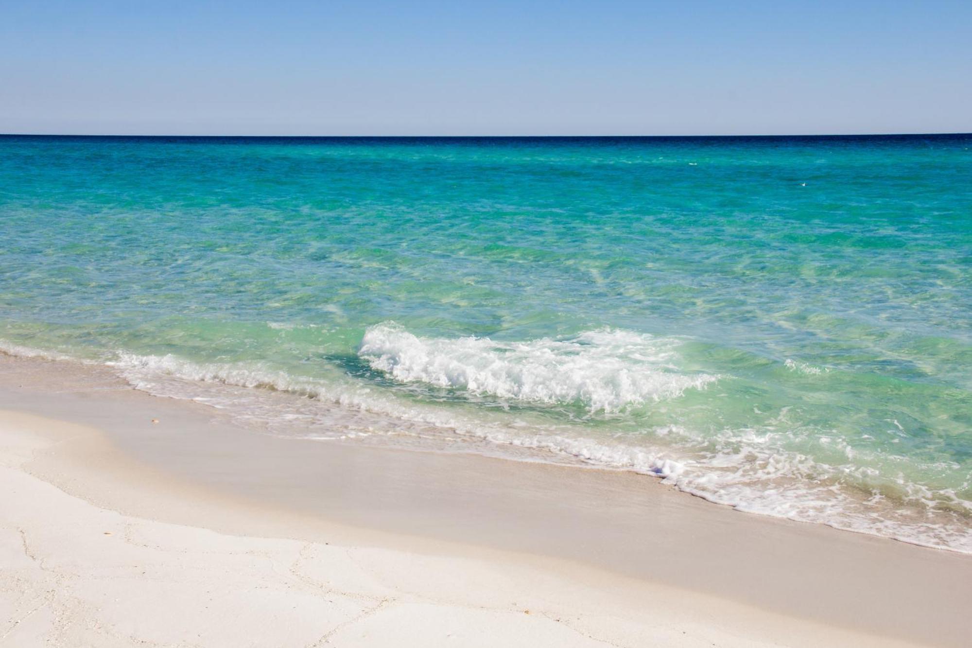 Tidewater Escape: 1Br/2Ba Beachfront Condo, Sleeps 6, Gulf Views & Comfort! Panama City Beach Bagian luar foto