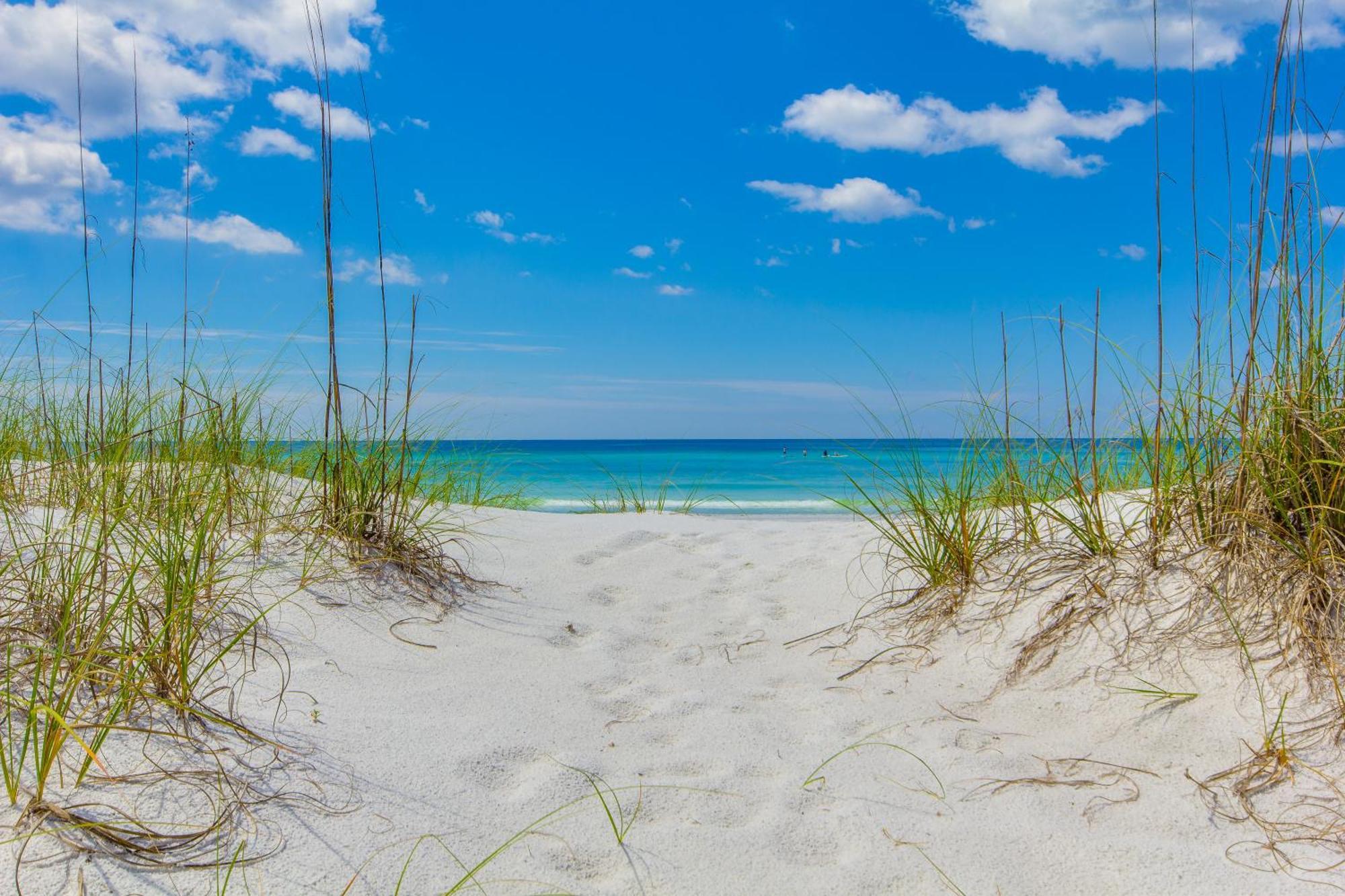 Tidewater Escape: 1Br/2Ba Beachfront Condo, Sleeps 6, Gulf Views & Comfort! Panama City Beach Bagian luar foto